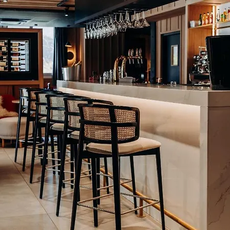 Tribue * Eaux-Bonnes