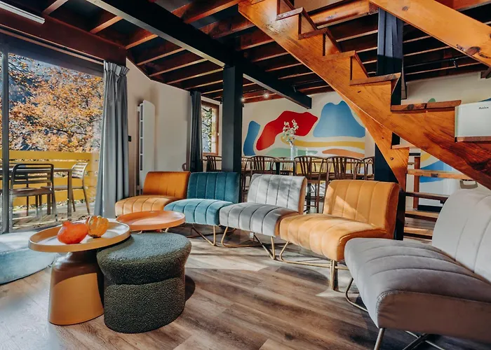 Хостел Tribue О-Бон